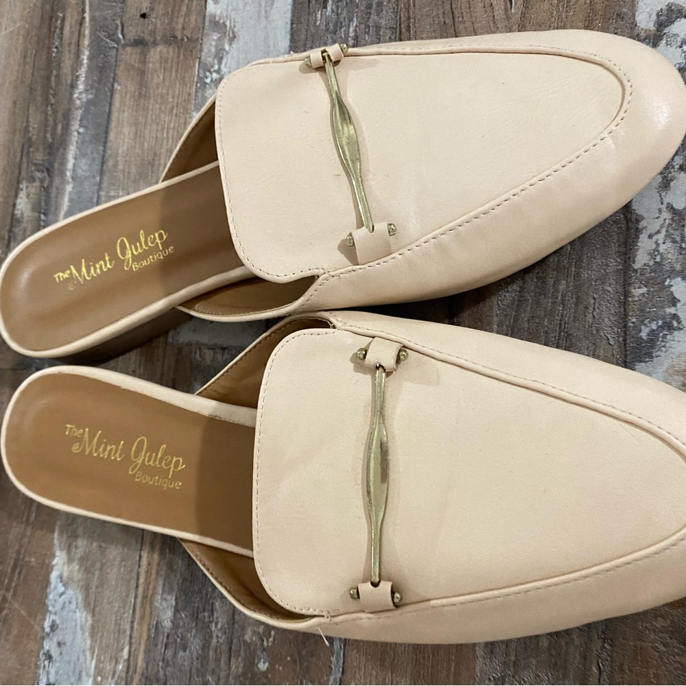 Beige flat mules